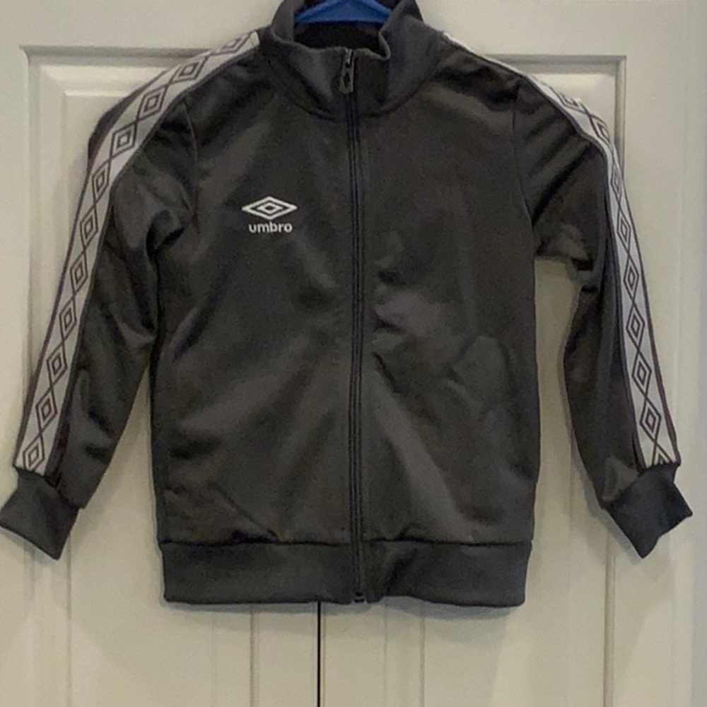 Boys Umbro jacket and pants